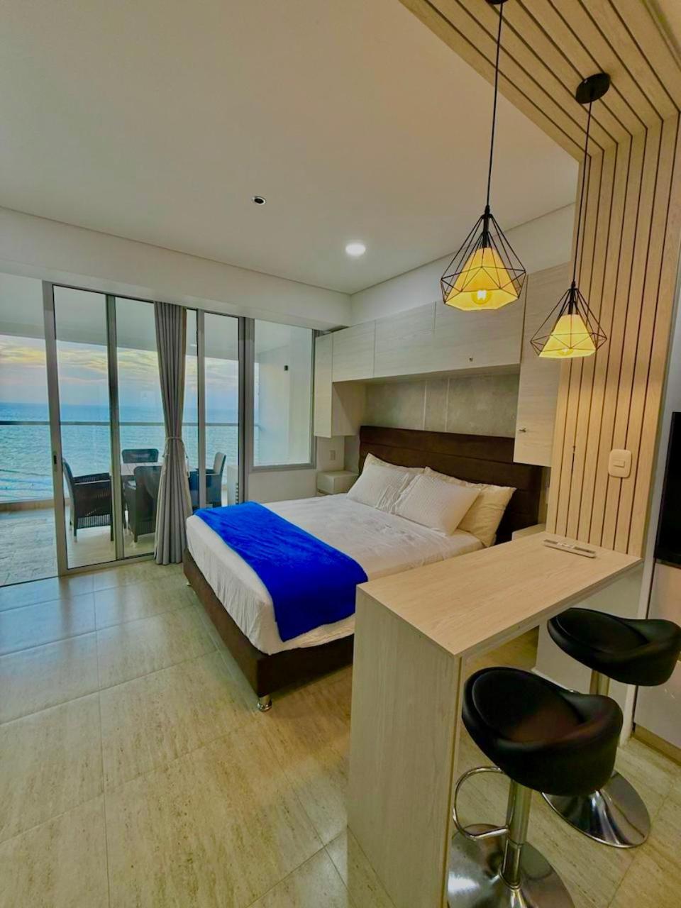 Exclusive & Cartagena